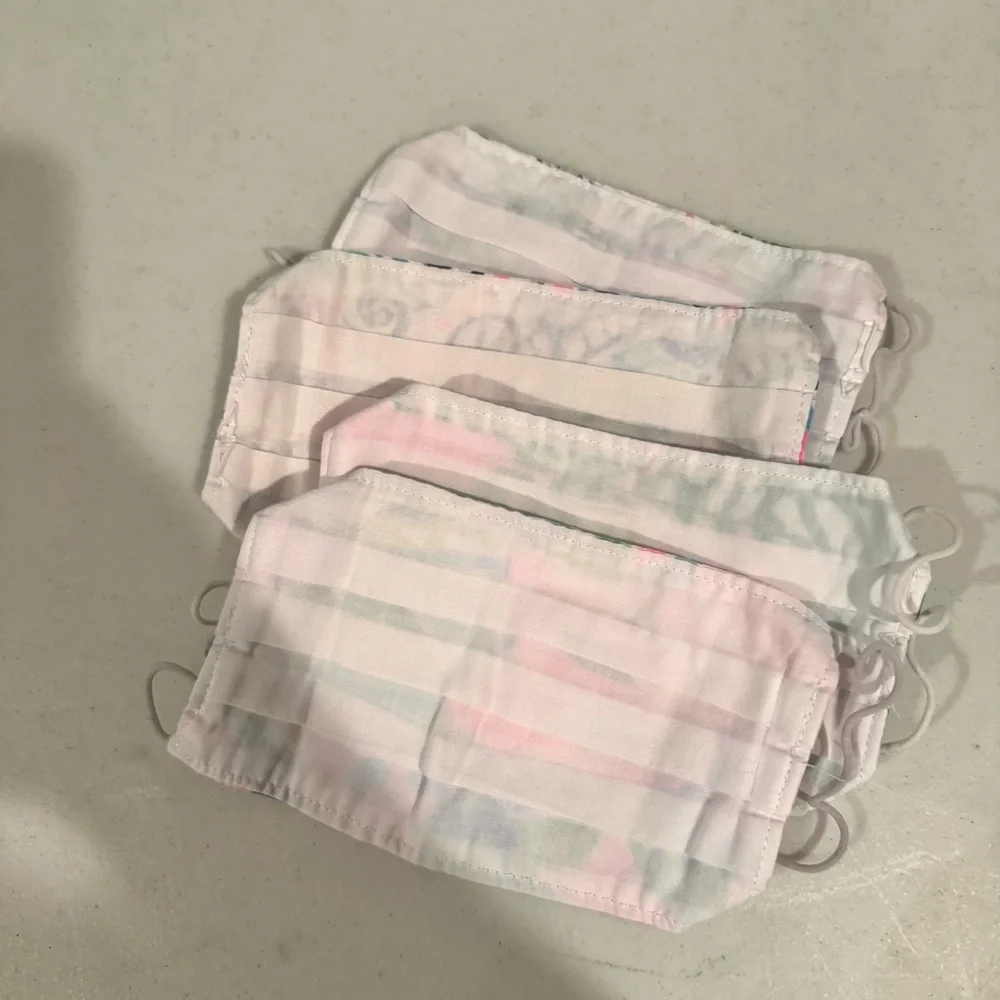 ❤️5/$25 Lilly Pulitzer Face Masks - set of four - multi color patterns one size